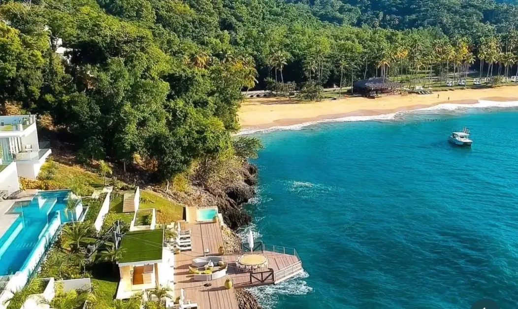 ID 4054 Cap El Limon Beachfront Lot for Sale in Samana Dominican Republic (2)