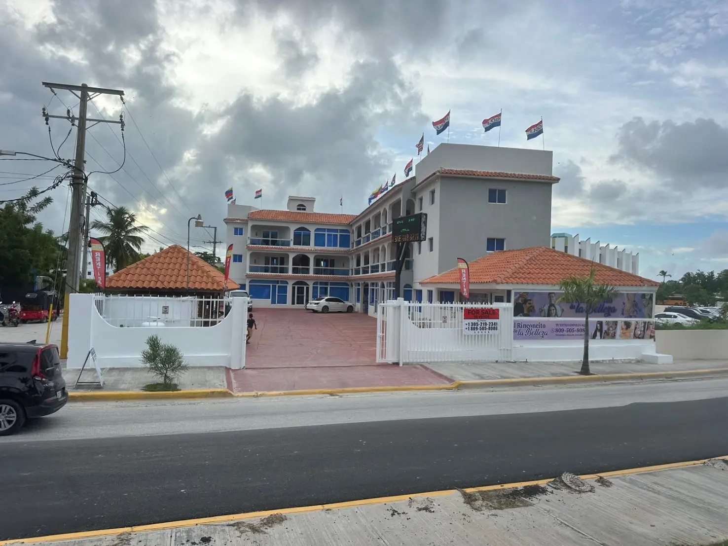 Punta Cana Hotel for Sale, 12 Furnished Apartments in Los Corales