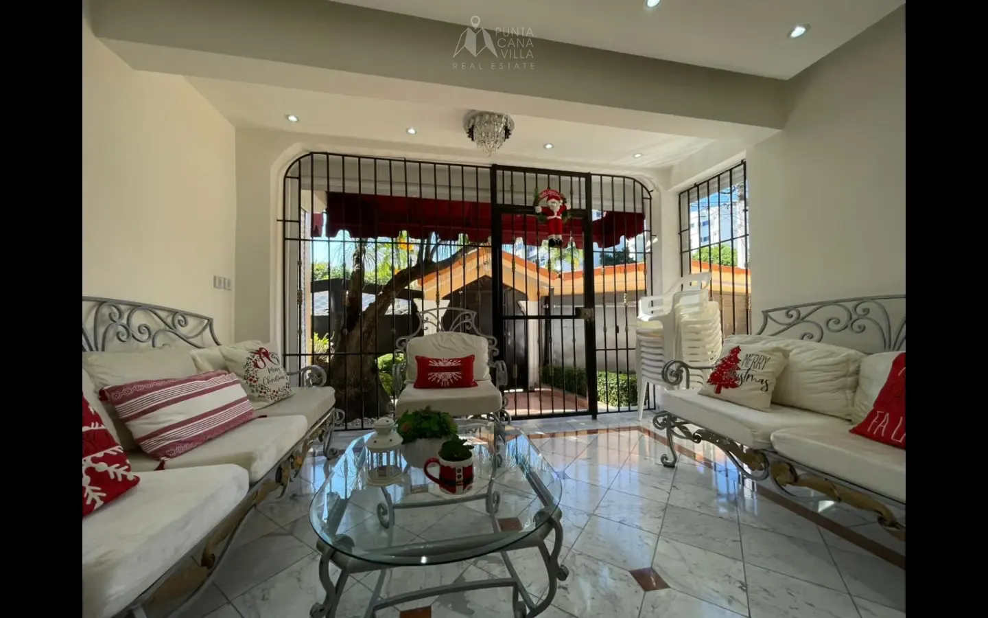 ID 4077 Respaldo Los Tres Ojos Four Bedroom House for Sale in Santo Domingo Dominican Republic (27)