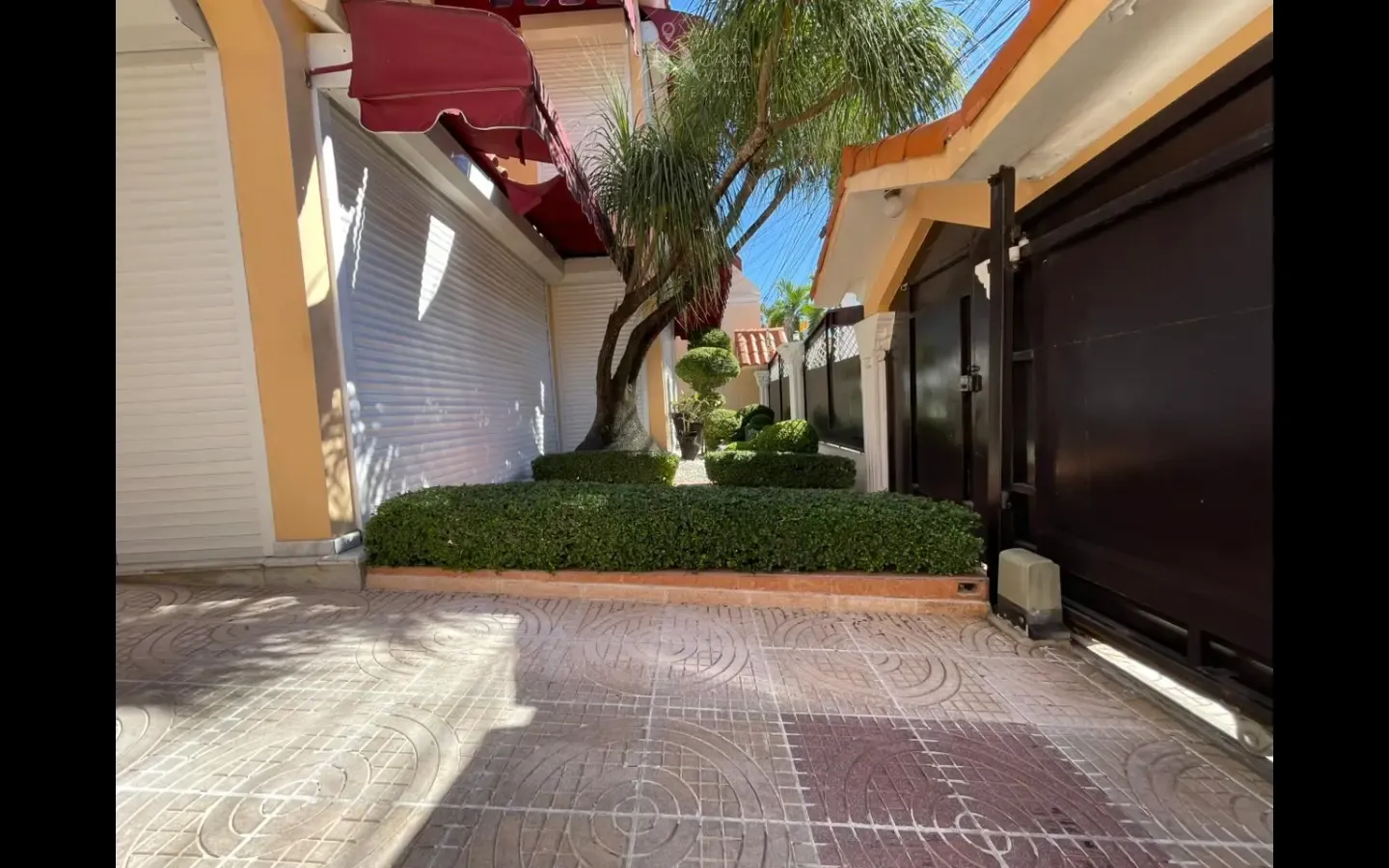 ID 4077 Respaldo Los Tres Ojos Four Bedroom House for Sale in Santo Domingo Dominican Republic (31)