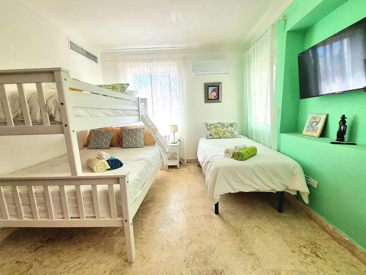 ID 4080 Playa Turquesa 2 Bedroom Beachfront Penthouse for Sale in Bavaro Punta Cana (21)
