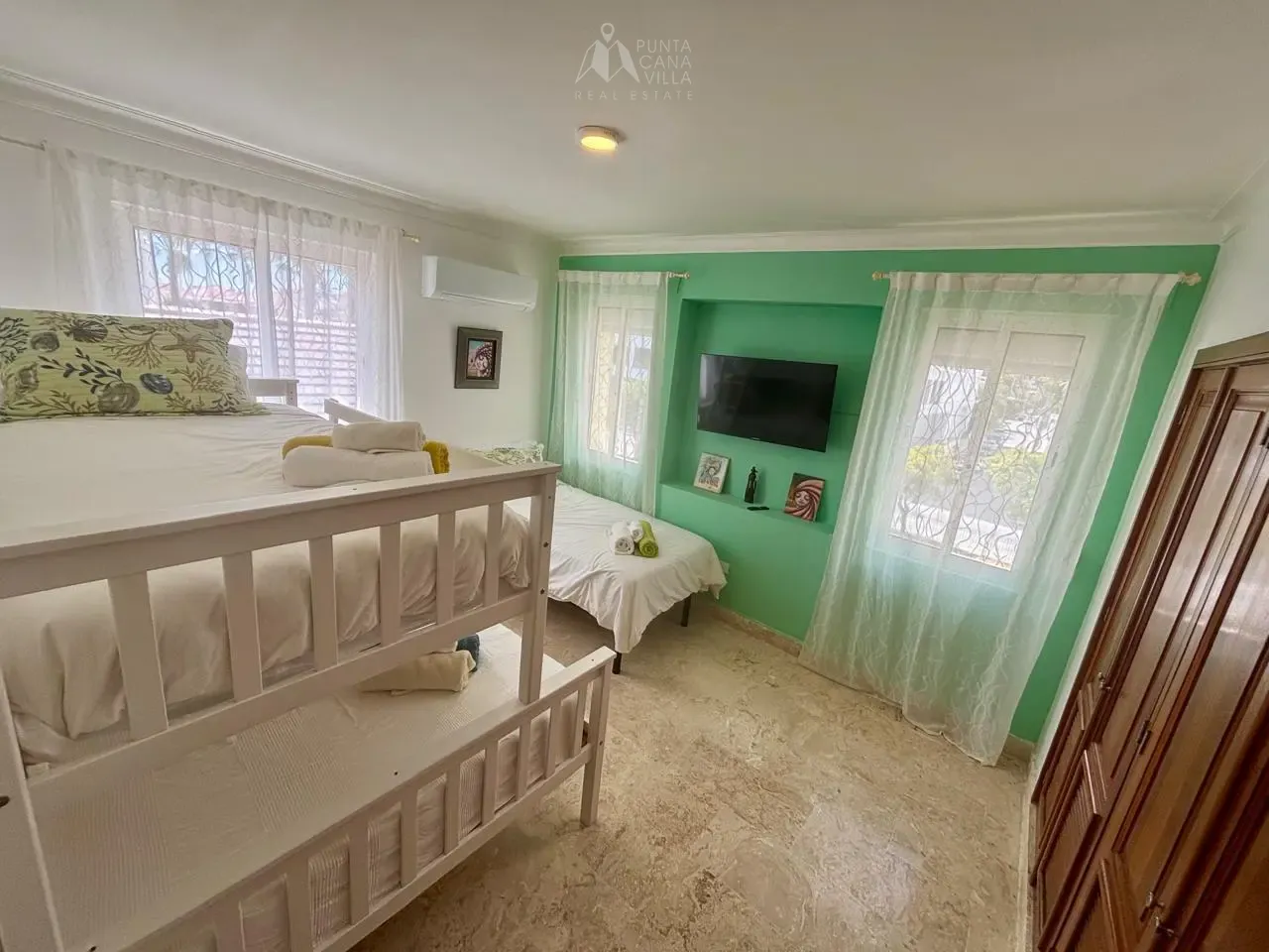 ID 4080 Playa Turquesa 2 Bedroom Beachfront Penthouse for Sale in Bavaro Punta Cana (23)