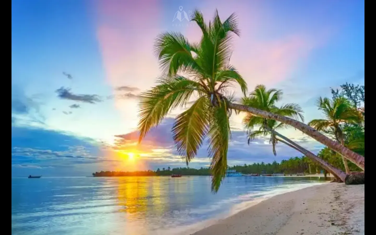 Beautiful Beach near Luna Valentina Townhouses in Bavaro Punta Cana